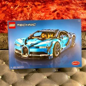 LEGO® Technic™ 42083 Bugatti Chiron. Brand New! RETIRED SET!